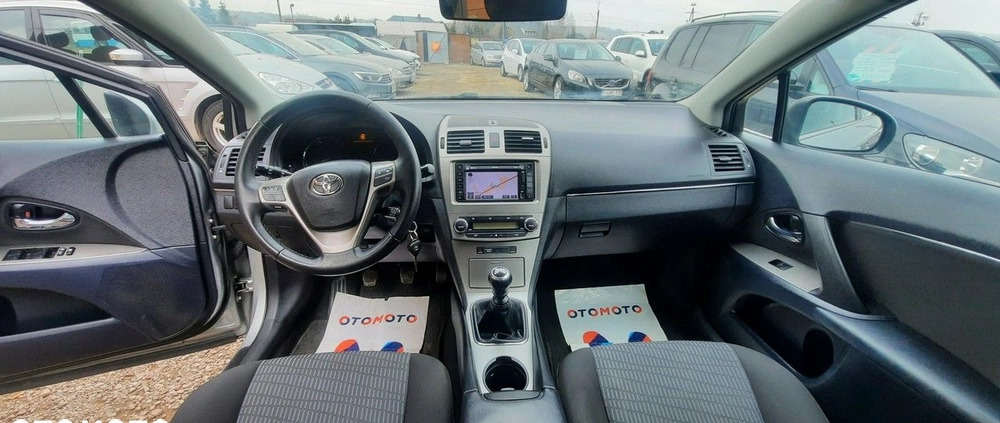 Toyota Avensis cena 25900 przebieg: 265000, rok produkcji 2011 z Łomża małe 211